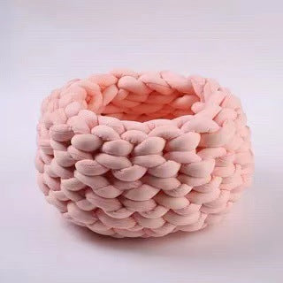 Woven Pet Bed