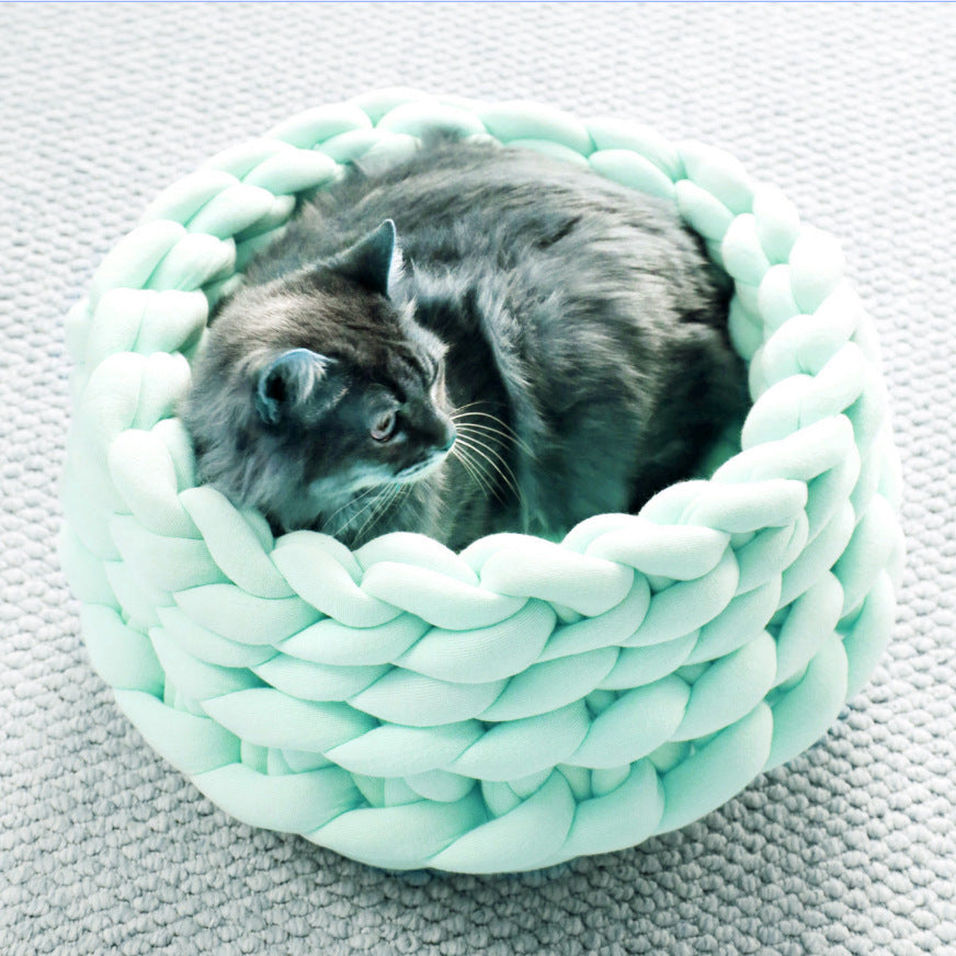 Woven Pet Bed