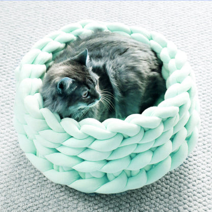 Woven Pet Bed