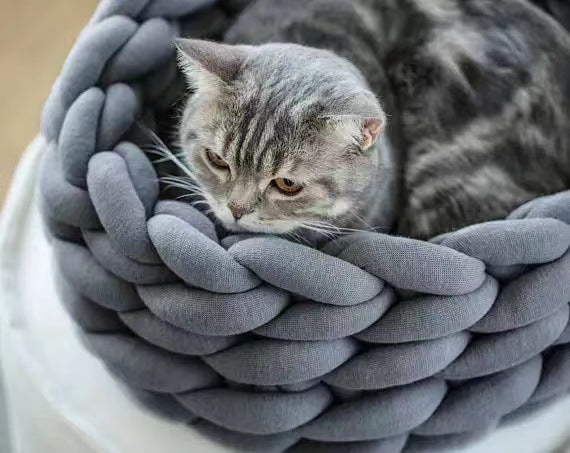 Woven Pet Bed