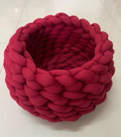 Woven Pet Bed