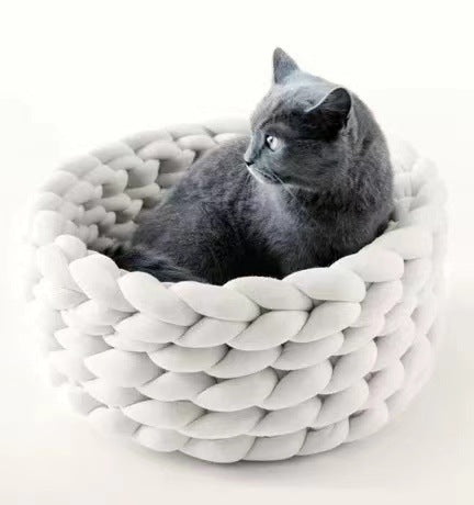 Woven Pet Bed