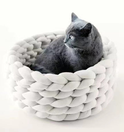 Woven Pet Bed