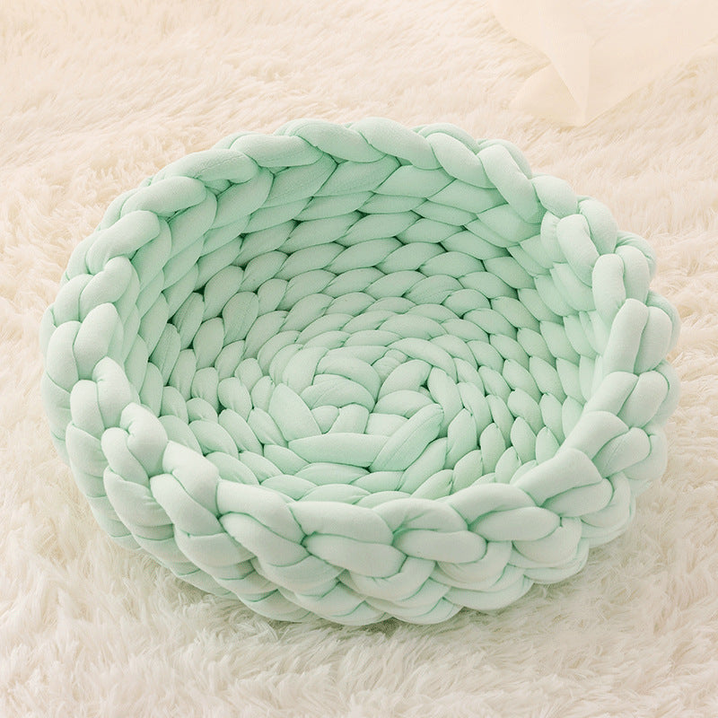 Woven Pet Bed